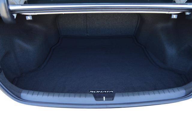 Used 2015 Hyundai Sonata Sport w/ Option Group 03 FWD image 31