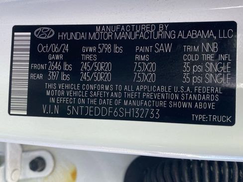 Used 2025 Hyundai Santa Cruz Limited AWD/4WD image 21