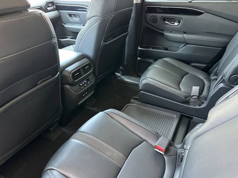 Certified 2023 Honda Pilot EX-L image 12