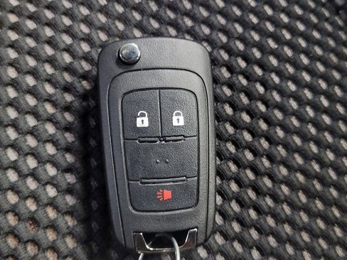 Used 2017 Chevrolet Equinox LT w/ LPO, Protection Package image 32