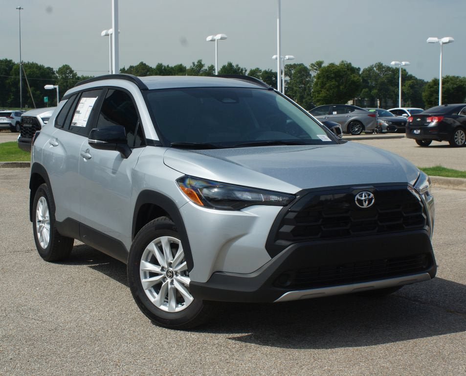 Certified 2026 Toyota Corolla Cross LE FWD image 14