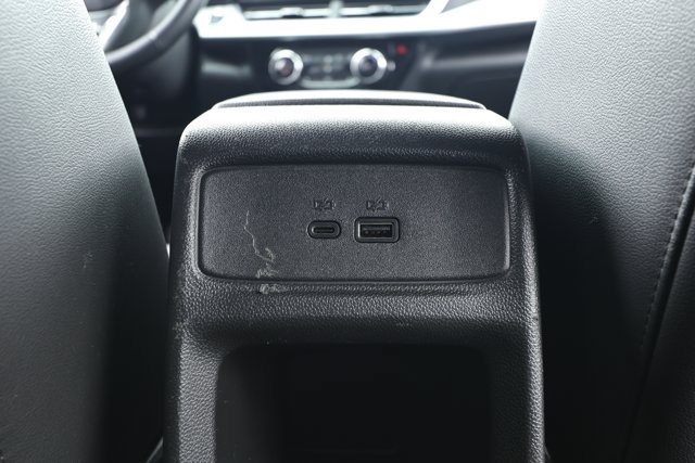 Used 2024 Chevrolet Trax LT w/ Driver Confidence Package FWD image 27