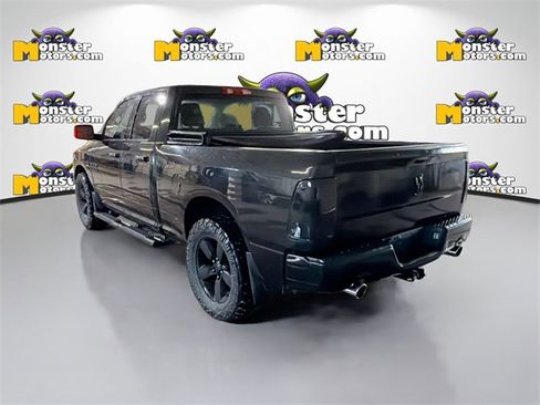 Used 2017 RAM 1500 Express w/ Black Ram 1500 Express Group image 6