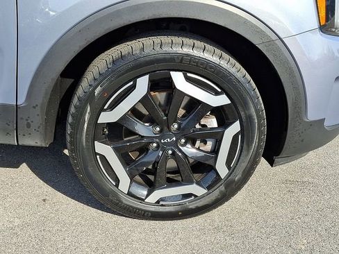 Used 2024 Kia Telluride S w/ S Sunroof Package image 8