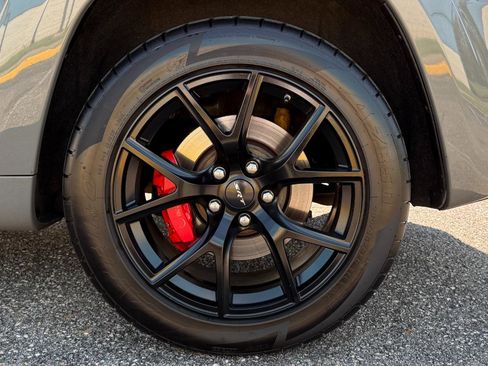 Used 2019 Jeep Grand Cherokee SRT w/ Trailer Tow Group IV image 24