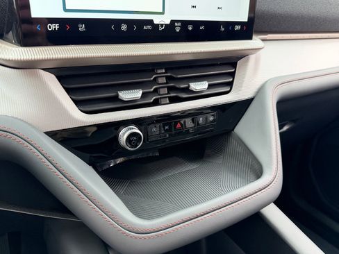 New 2026 Ford Explorer Active RWD image 26