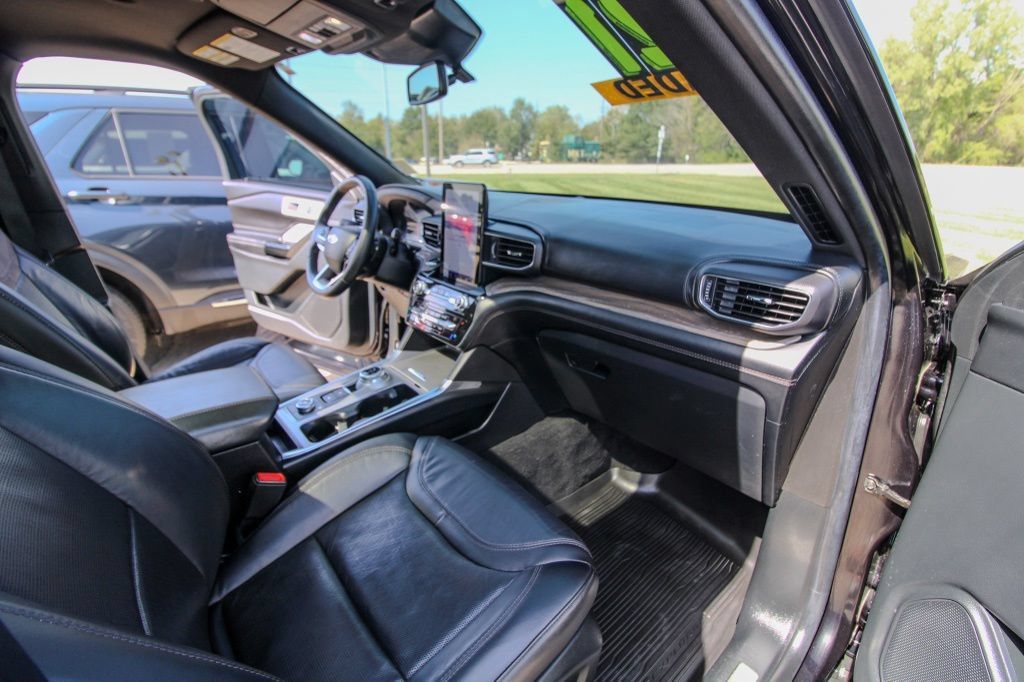 Used 2021 Ford Explorer Platinum w/ Equipment Group 601A AWD/4WD image 20