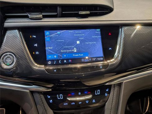 Used 2024 Cadillac XT6 Sport w/ Technology Package image 29