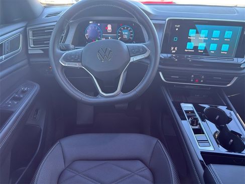 New 2025 Volkswagen Atlas Cross Sport SE image 25