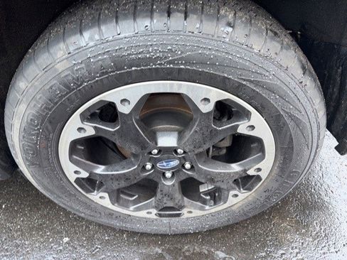 Used 2023 Subaru Crosstrek 2.0i image 9