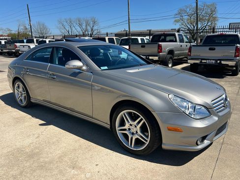 Used 2006 Mercedes-Benz CLS 500 image 9