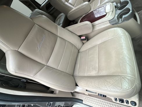 Used 2004 Ford Excursion Limited image 20