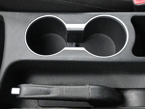 Used 2016 Hyundai Elantra GT image 33