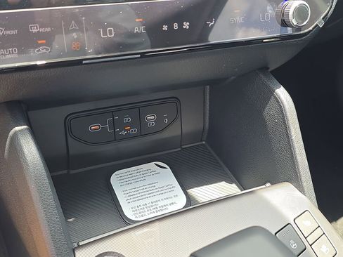 New 2026 Kia Sportage SX FWD image 27