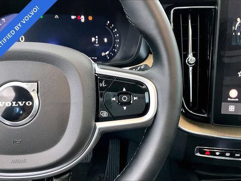 Used 2026 Volvo XC60 B5 Plus AWD/4WD image 22