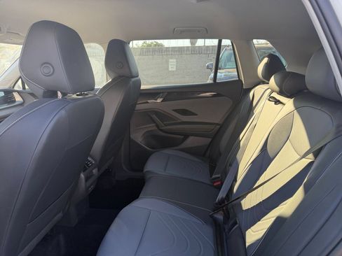 Used 2026 Volkswagen Tiguan SE AWD/4WD image 27