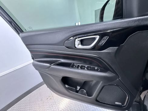 Used 2022 Jeep Compass Trailhawk w/ Trailhawk Elite Group image 31