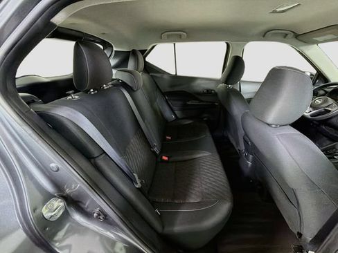 Used 2022 Nissan Kicks S FWD image 23