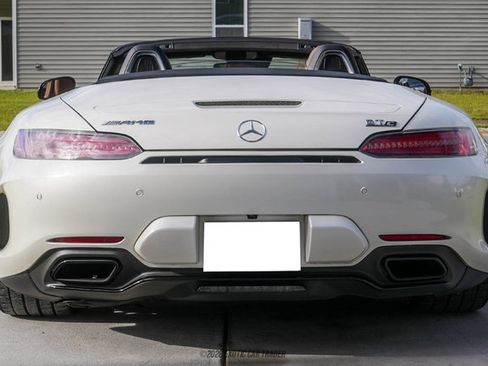 Used 2018 Mercedes-Benz AMG GT C image 7