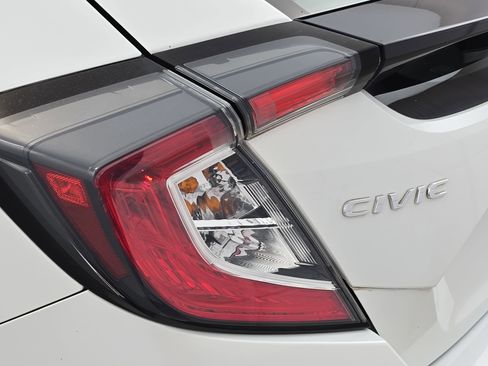 Used 2018 Honda Civic Sport Touring image 34