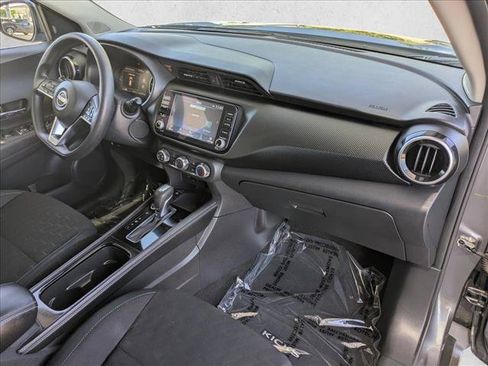 Used 2024 Nissan Kicks SV FWD image 21