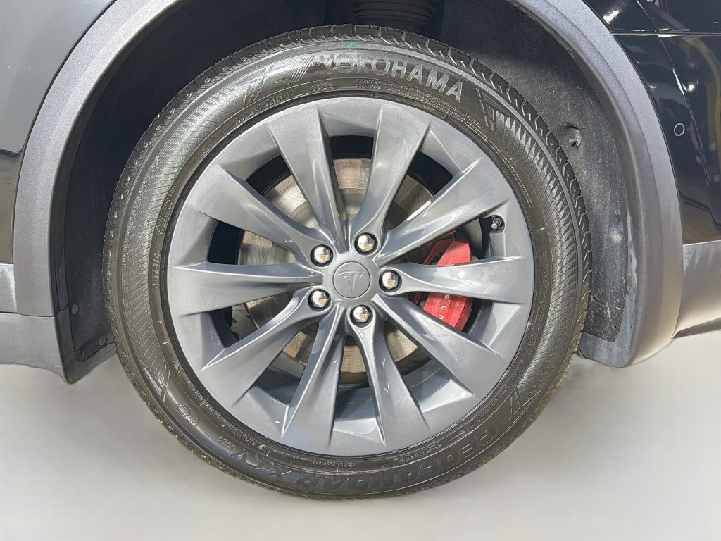 Used 2020 Tesla Model X Performance AWD/4WD image 30
