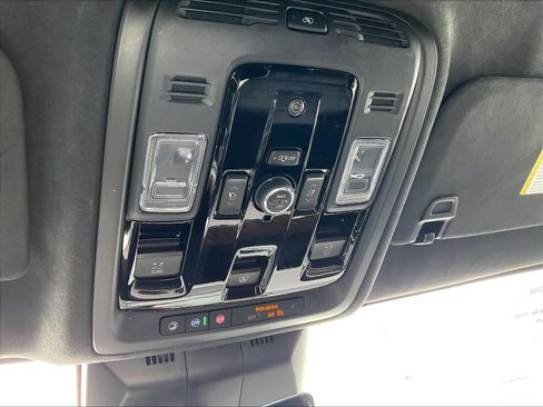 Used 2025 Cadillac Escalade Sport Platinum AWD/4WD image 39