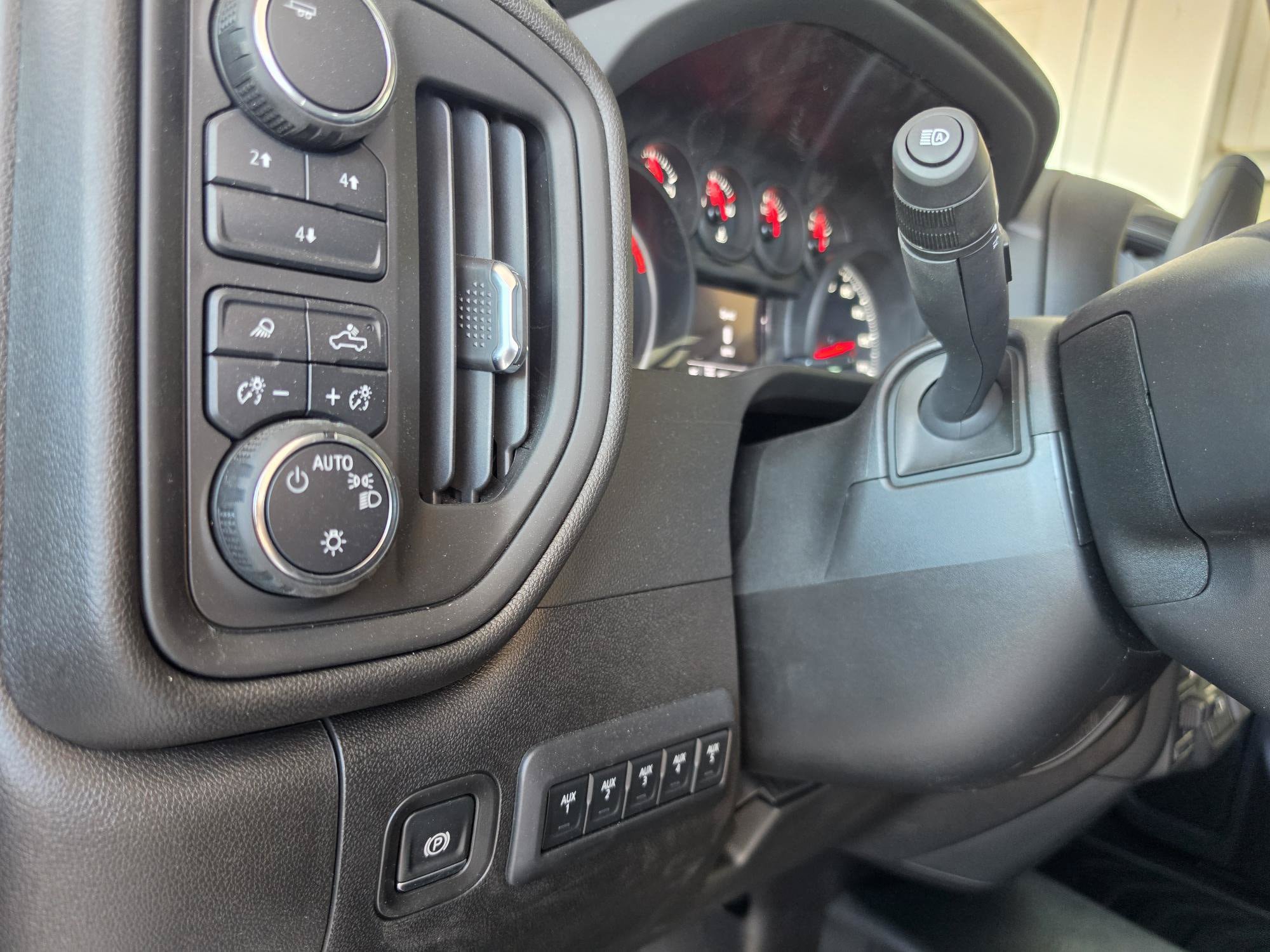 Used 2024 Chevrolet Silverado 2500 W/T w/ WT Convenience Package AWD/4WD image 23