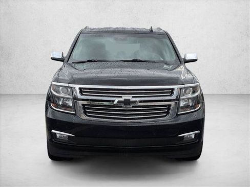 Used 2018 Chevrolet Tahoe Premier RWD image 2