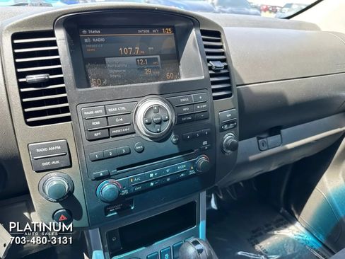 Used 2012 Nissan Pathfinder SV AWD/4WD image 26