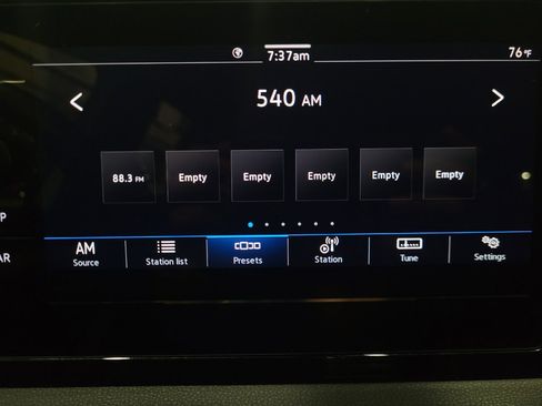 Used 2025 Volkswagen Jetta Sport FWD image 25