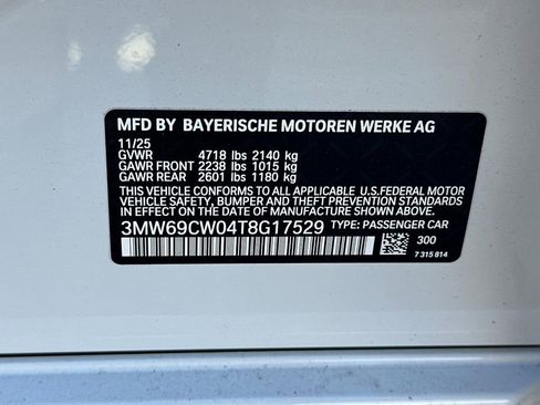 New 2026 BMW 330i Sedan w/ M Sport Package image 33