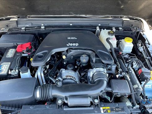 Used 2020 Jeep Gladiator Rubicon AWD/4WD image 29