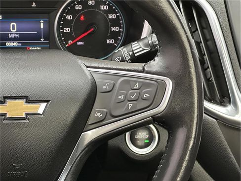 Used 2021 Chevrolet Equinox LT AWD/4WD image 22