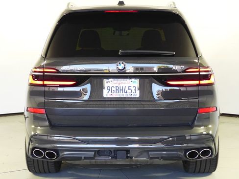 Used 2023 BMW ALPINA XB7 AWD/4WD image 8