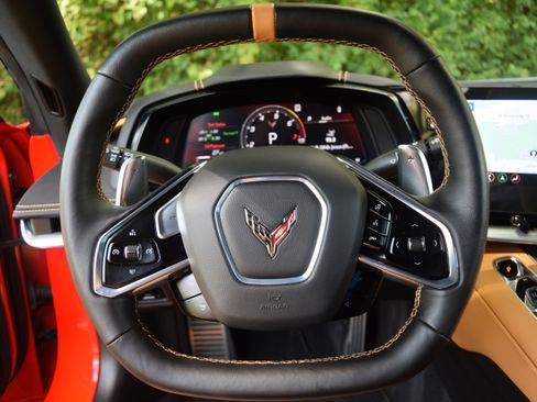 Used 2022 Chevrolet Corvette Stingray Preferred Conv w/ Z51 Performance Package image 4