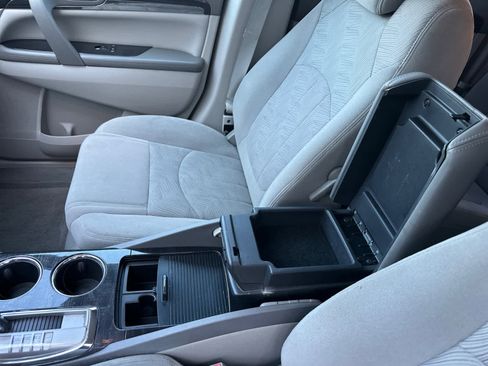 Used 2016 Buick Enclave Convenience FWD image 15
