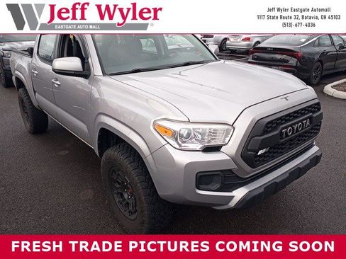 Used 2016 Toyota Tacoma SR w/ SR Convenience Package image 1