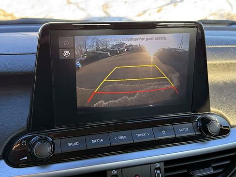 Used 2023 Kia Forte LXS image 28