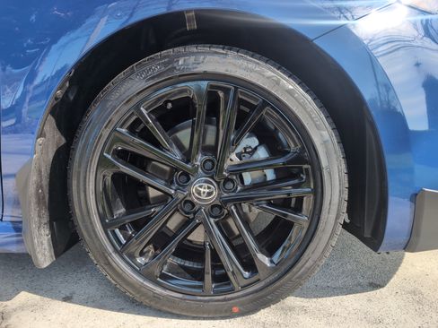 Used 2026 Toyota Camry SE image 13