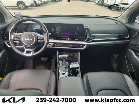 Used 2025 Kia Sportage EX FWD image 17