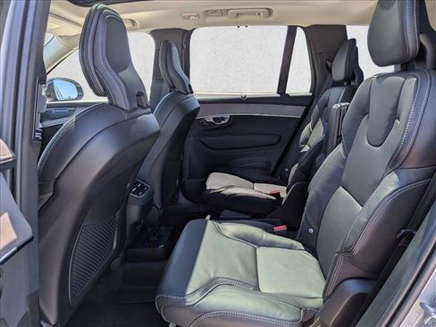 New 2026 Volvo XC90 B6 Ultra w/ Protection Package AWD/4WD image 17
