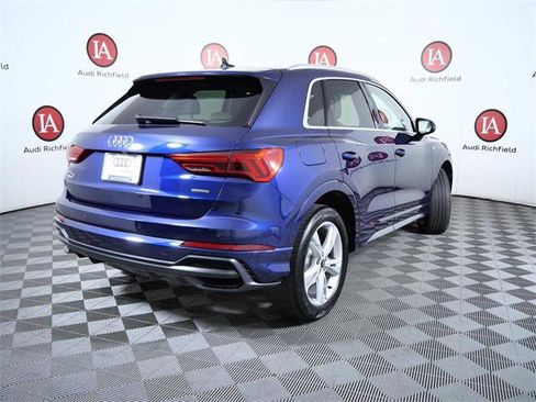 Certified 2022 Audi Q3 2.0T Premium w/ Convenience Package image 8