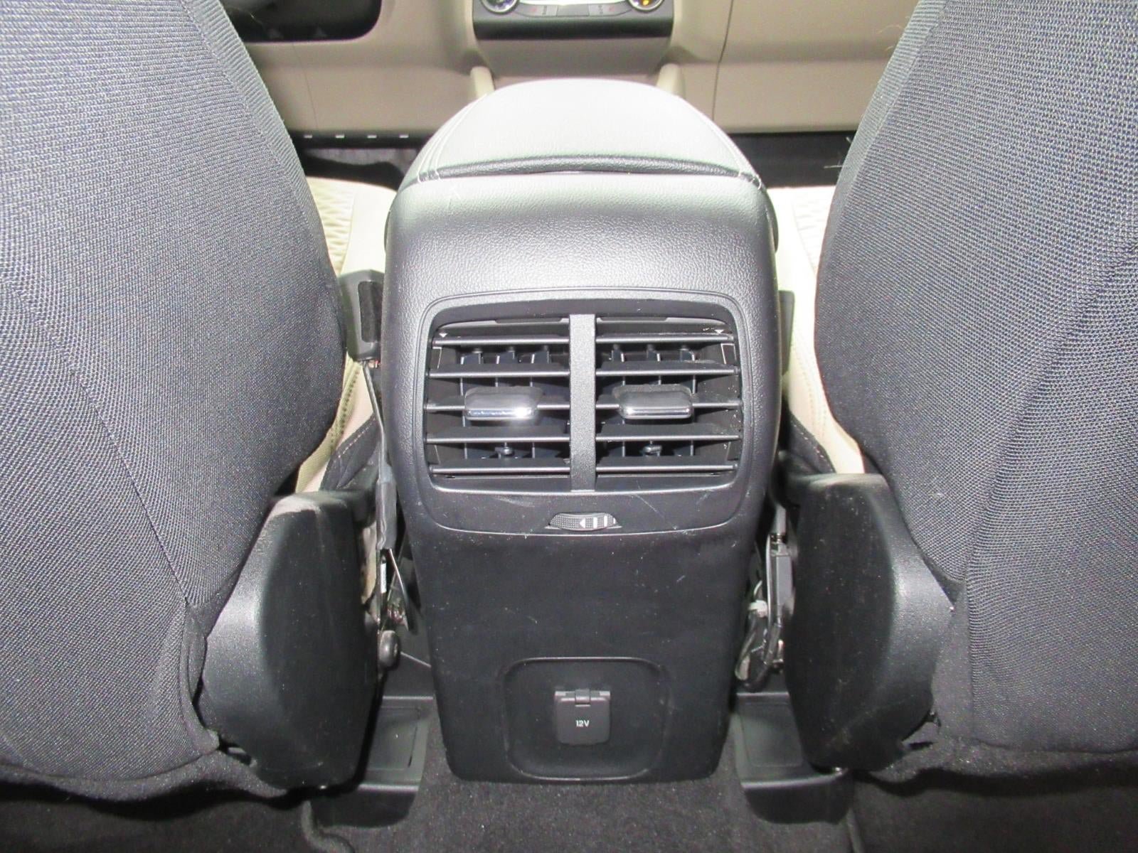 Used 2020 Ford Escape SE FWD image 32