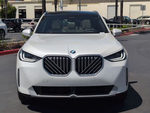 New 2026 BMW X3 xDrive30 image 3
