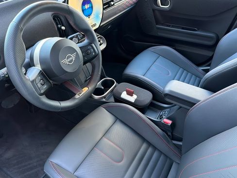 Used 2025 MINI Cooper S image 11