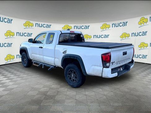 Certified 2019 Toyota Tacoma SR w/ SX Package image 3