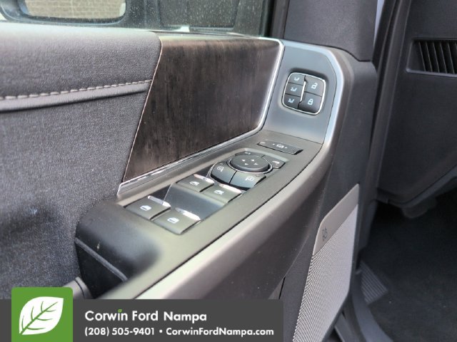 New 2026 Ford F350 Lariat w/ Black Appearance Package AWD/4WD image 11