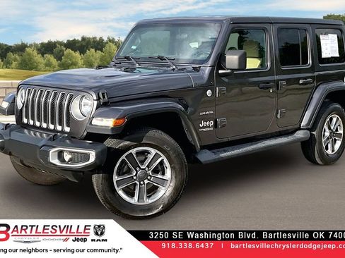 Used 2021 Jeep Wrangler Unlimited Sahara AWD/4WD image 1