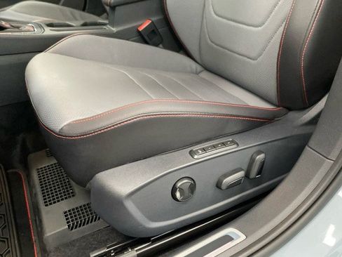 Used 2026 Volkswagen Jetta GLI Autobahn FWD image 16